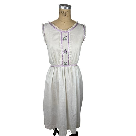 1960s cotton nightgown dress with embroidered bodice Size M - Picture 6 of 7